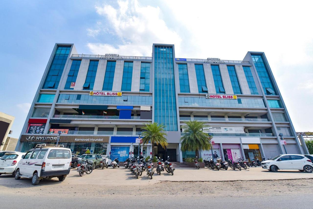 Fabhotel Bliss Amhedabad Dış mekan fotoğraf
